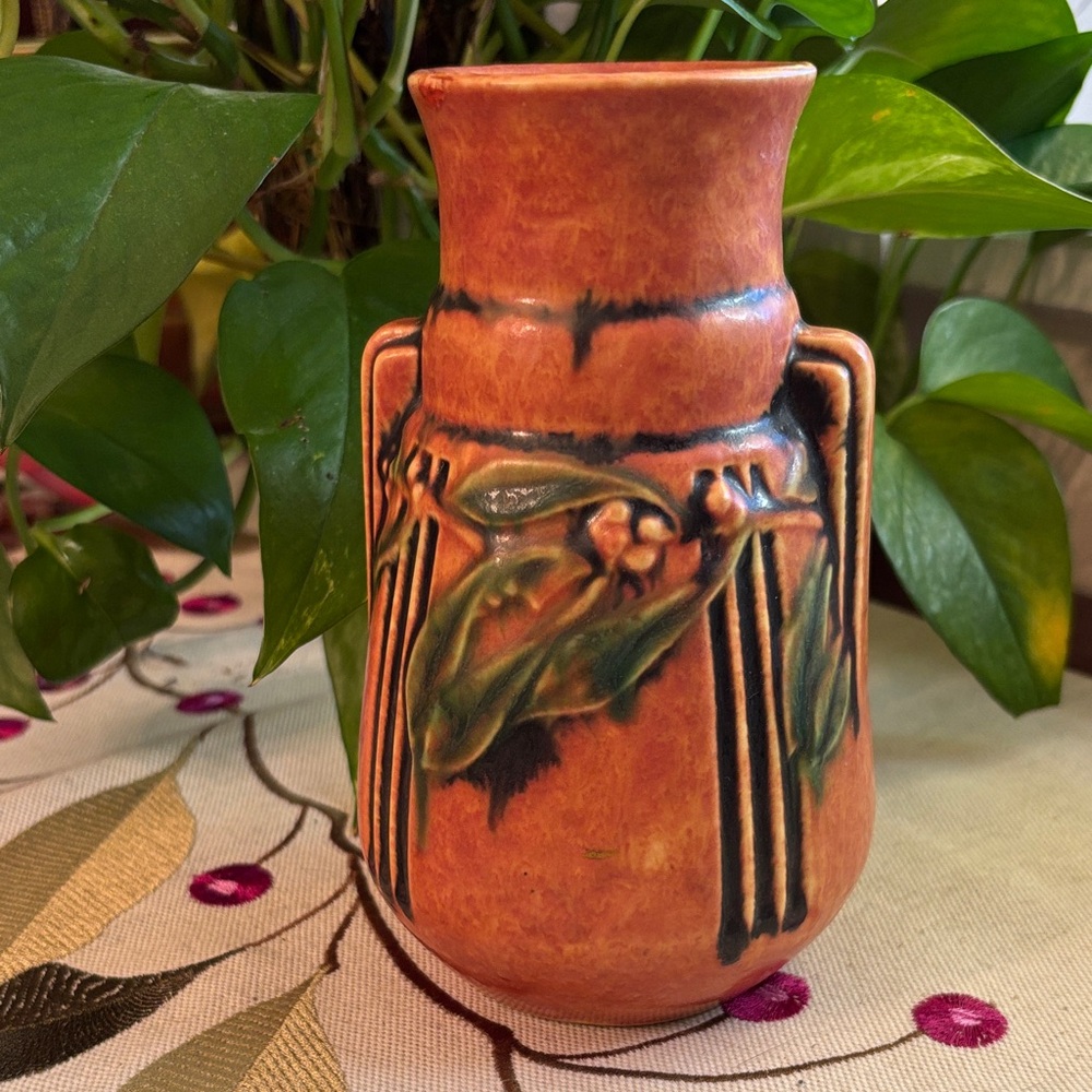 Copy Roseville Laurel Persimmon and Green Vase 6”